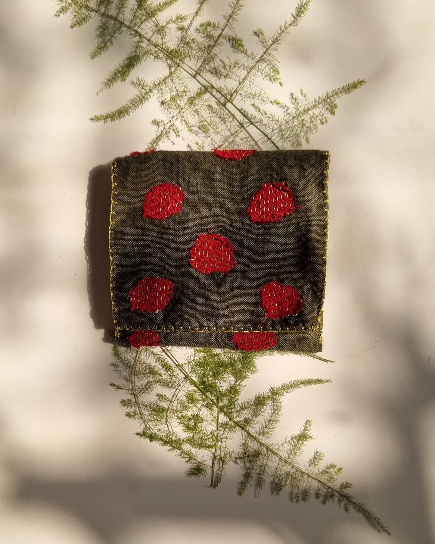 Earthy Pocket