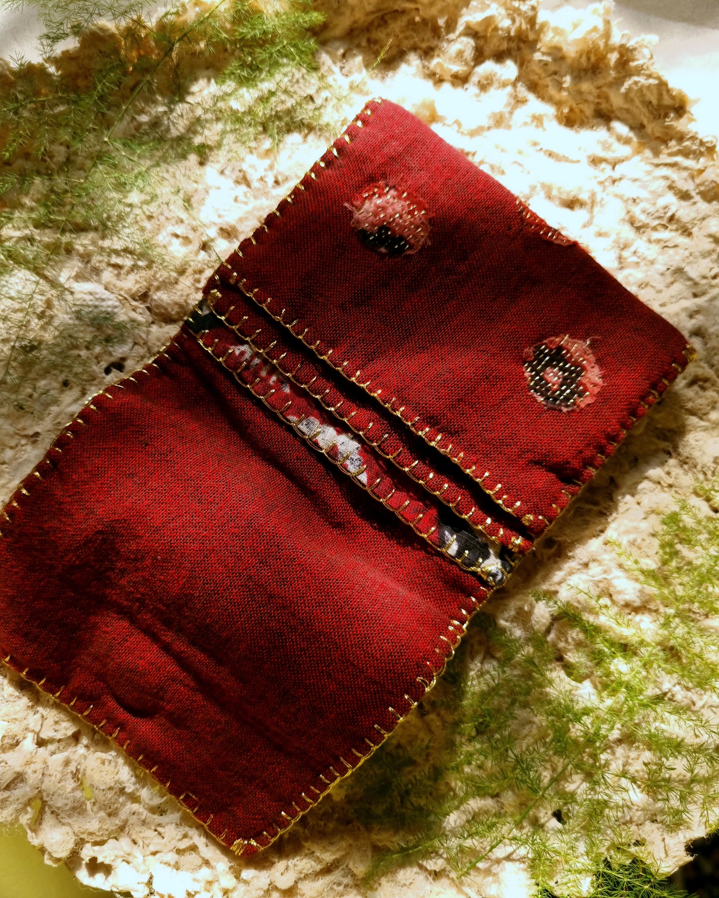 Scarlet Pocket